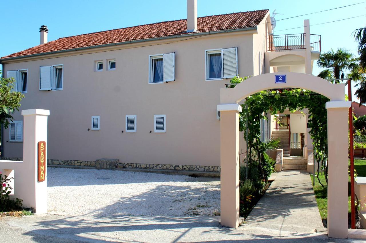 Apartments By The Sea Sukosan, Zadar - 6402 Exterior foto